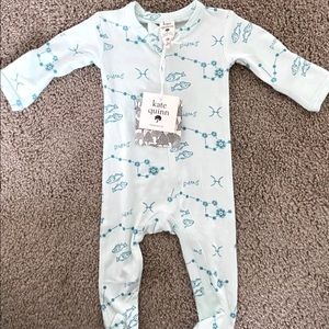 Zip up long sleeve footie